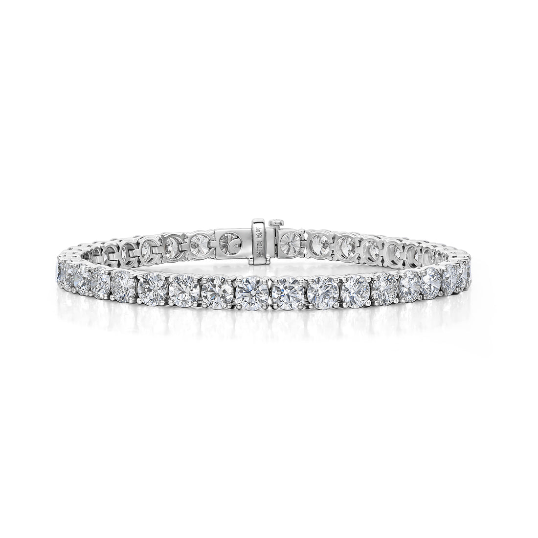 Round Cut White Diamond Bracelet