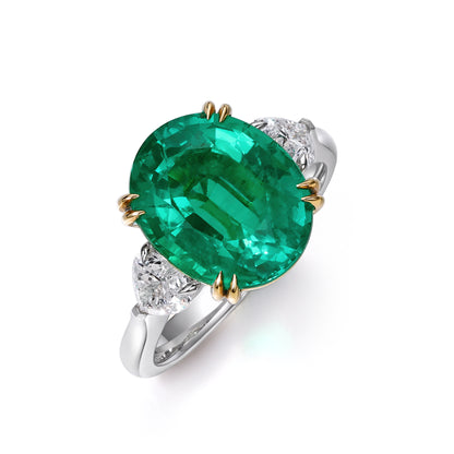 Oval Cut Green Emerald RING