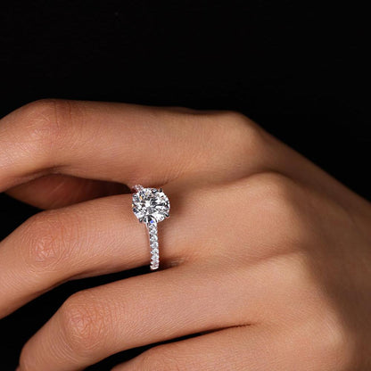 Round Cut White Diamond Ring